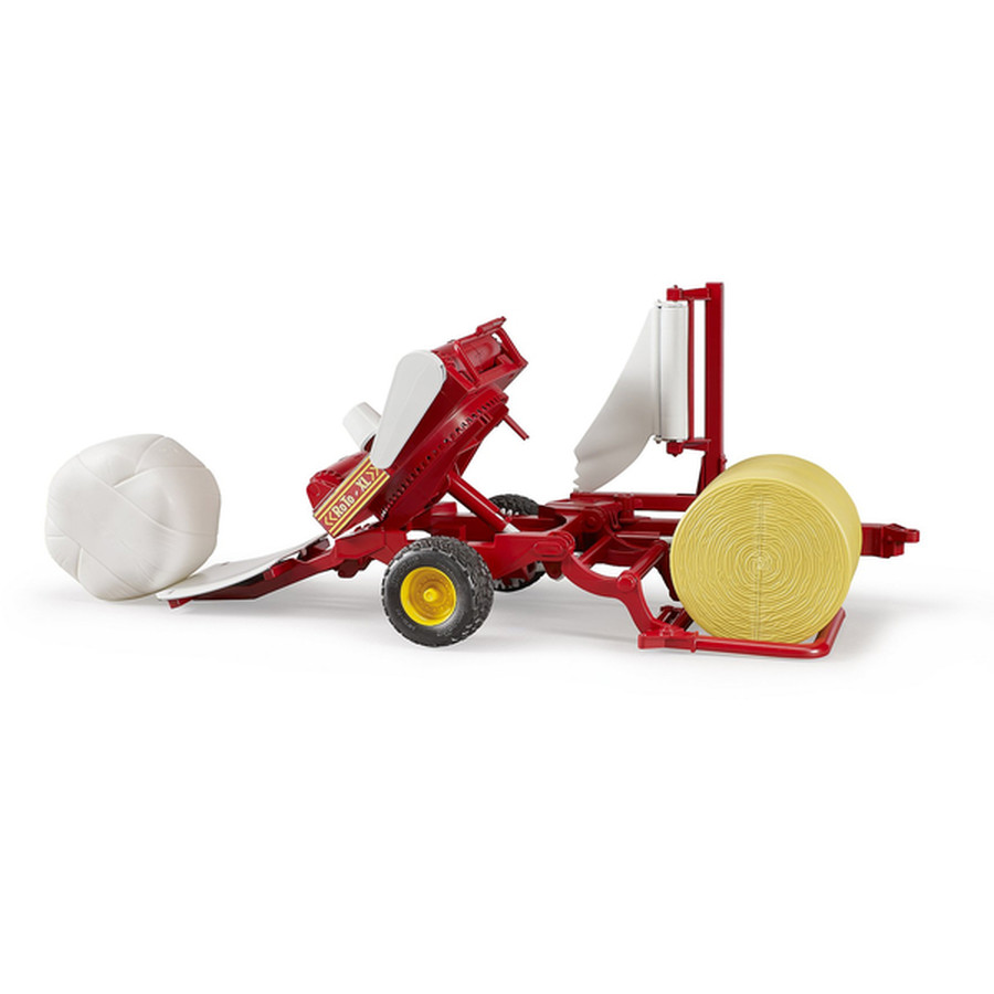 Bruder Ballenwickler mit ockerbraunem und weissen Rundballen